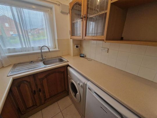 1 bedroom semi-detached house to rent - Photo 1