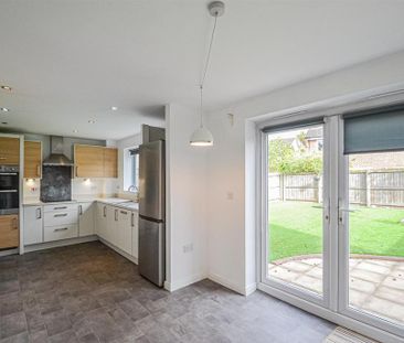 3 bedroom detached house to rent - Photo 6