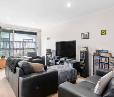 The Lyon King - Photo 1