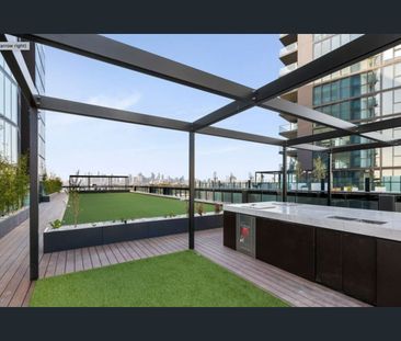 Waterfront Living - Photo 3