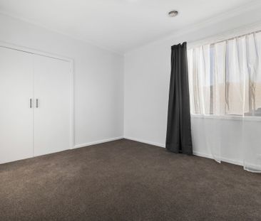 19 Arthur Street, Crestwood NSW 2620 - House For Rent | Domain - Photo 5