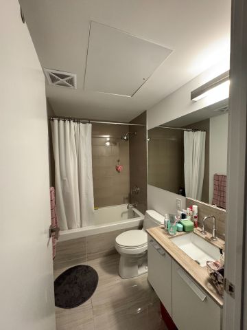 For Lease - 50 Charles Street Unit# 3102, Toronto, Ontario - Photo 3