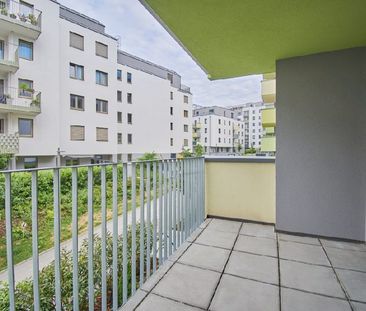 Innehoflage mit Balkon - nahe U1 - Foto 2