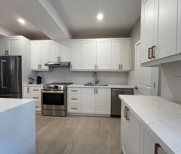 For Lease - 2421 Eighth Line, Oakville, Ontario - Photo 5