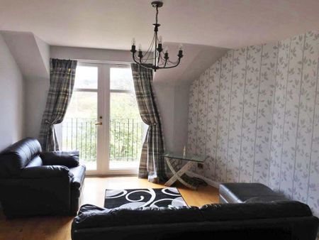 2 bedroom flat to rent - Photo 2
