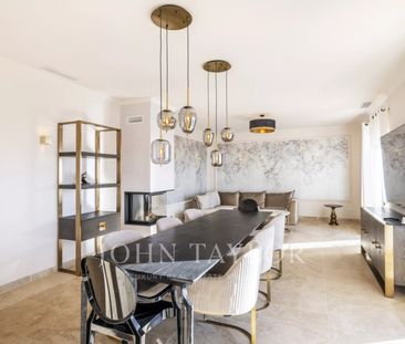 Maison • Tourrettes-sur-Loup - Photo 1