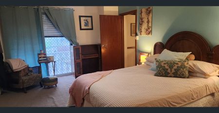 Charming Classic - Photo 3