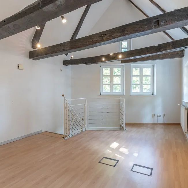 Ca. 50 m² große Gewerbeeinheit im Erd-/ Obergeschoss eines Fachwerkhauses im Hohenlimburger Zentrum - Photo 1