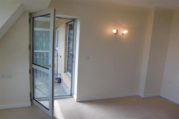 1 bedroom retirement property to rent - Photo 1