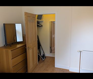 1 Bed Flat, Broughton Road, EH7 - Photo 6