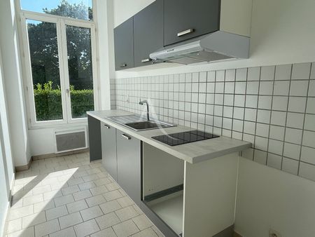 Location Appartement 2 pièces 45m² - Photo 2