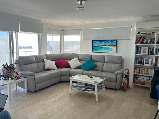 Scarborough - Photo 1