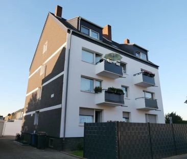 Hübsche 2-Zimmer-Dachgeschoss-Wohnung im Herzen von Asberg - Photo 5