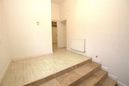 2 bedrooms Apartment for Sale - Photo 4