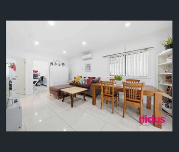 Modern 2-Bedroom Granny Flat in Quiet Rooty Hill Location - Photo 2