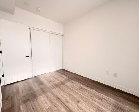 For Lease - 8 Interchange Way Unit# 5210, Vaughan, Ontario - Photo 5