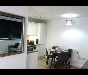 1 Bed Flat, Alexander House, M16 - Photo 1