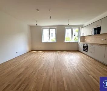 Provisionsfrei: Wunderschöner 71m² Erstbezug mit Loggia im topsanierten Altbau - 1100 Wien - Photo 1