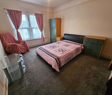 1 bedroom semi-detached house to rent - Photo 3