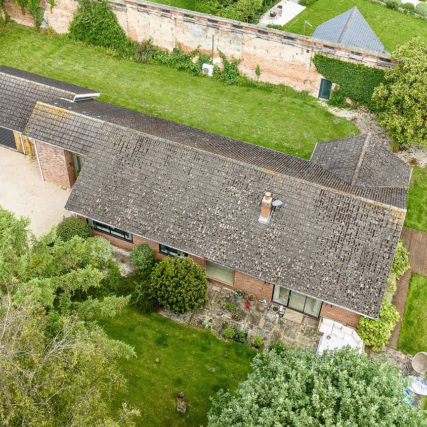 Hall Lane, Colston Bassett - Photo 1