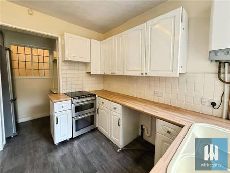 3 bedroom apartment to rent - Photo 4