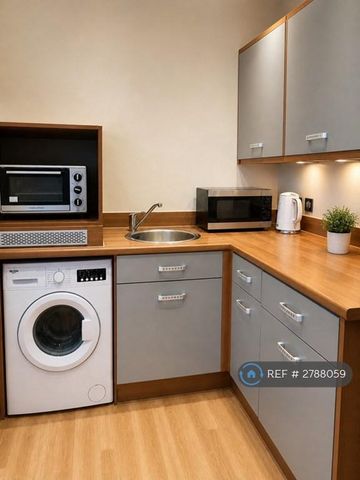 Studio to rent - Photo 4