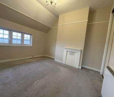 2 bedroom semi-detached house to rent - Photo 4