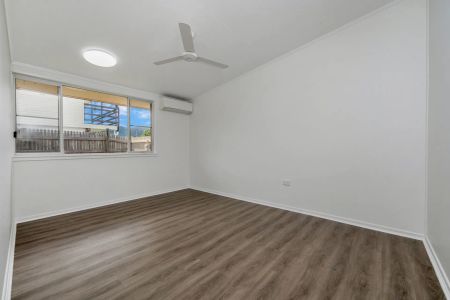 30 Egret Crescent, Condon. - Photo 2