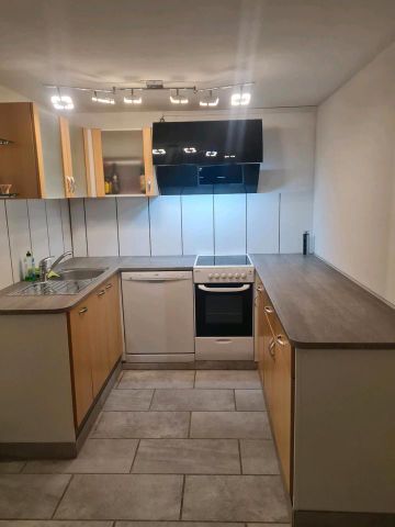 2 Zimmer Souterrain-Wohnung mit seperatem Eingang ca. 40 qm - Photo 2