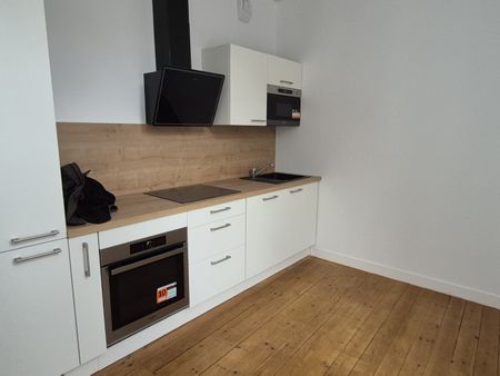 Location Appartement 3 pièces 80m² DOUAI 59500 - Photo 3