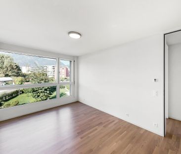 Residenza Laville: moderno, grandi vetrate e terrazzo coperto - Photo 1