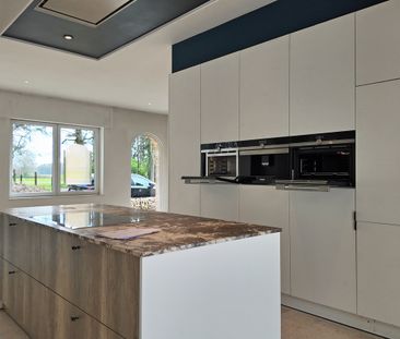 Volledig vernieuwde woning met luxueuze afwerking in Gentweg, Lembeke! - Photo 4