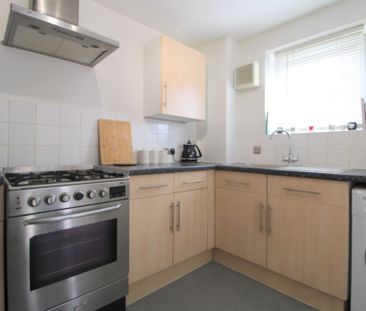 1 bedroom Apartment to rent - Photo 4