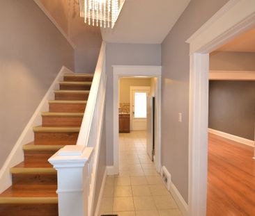 For Lease - 102 Belmont Avenue, Hamilton, Ontario - Photo 1