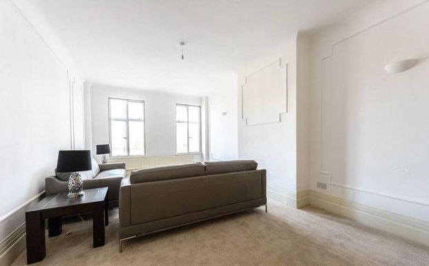 Strathmore Court, St John’s Wood - Photo 1