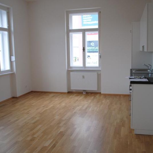 Großzügige Mietwohnung (72m²) mit 2 Schlafzimmern im Zentrum von Fürstenfeld! - Photo 1