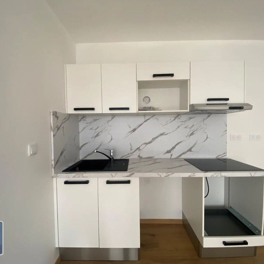 Appartement à louer 3 pièces 55.78m² - Photo 1