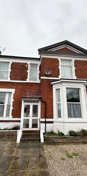 Scarisbrick Street, Southport - Photo 1