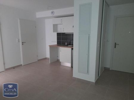 Location Appartement 2 pièces 38m² MONTPELLIER 34070 - Photo 2