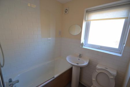 3 bedroom townhouse to rent - Photo 5