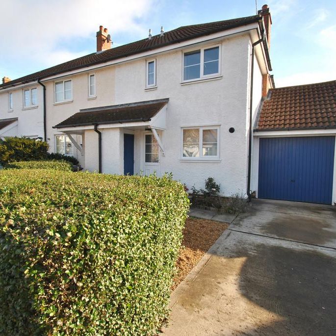 2 bedroom end of terrace house to rent - Photo 1