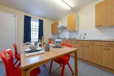 Bronze Ensuite - Photo 5