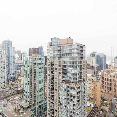 2bath+parking+storage+2balconies in Yaletown floor 33 - Photo 4