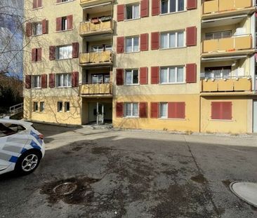 TAFERS (FR) - 2.5 Zimmerwohnung im 3. Stock - Photo 2