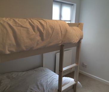 2 Bed Flat, Chiswick, W4 - Photo 3