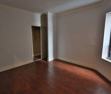 Queen West Large 2BR with Balcony, Utilities All Included! - Photo 2