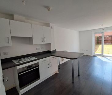 3 bedroom terraced house to rent - Photo 6