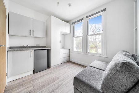 Studio to rent - Photo 5