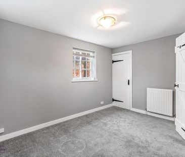 2 bedroom detached house to rent - Photo 2