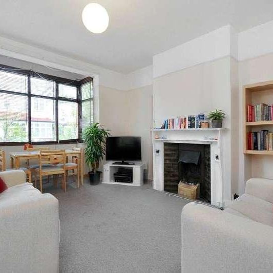 Avoca Road, Tooting Bec, London, SW17 - Photo 1